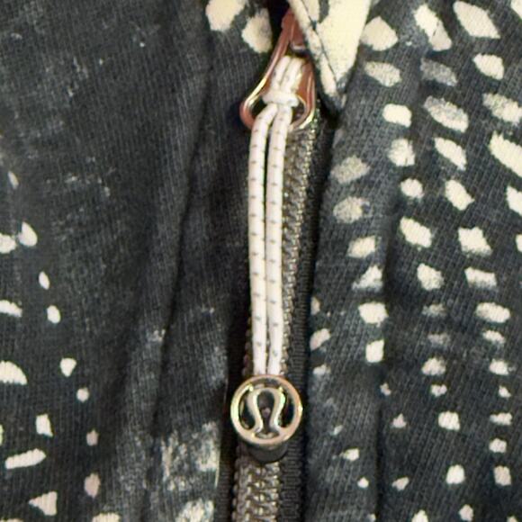 Lululemon Scuba Hoodie III Static Mist Black & White Zip Front Size 6 Full Zip - Picture 2 of 11